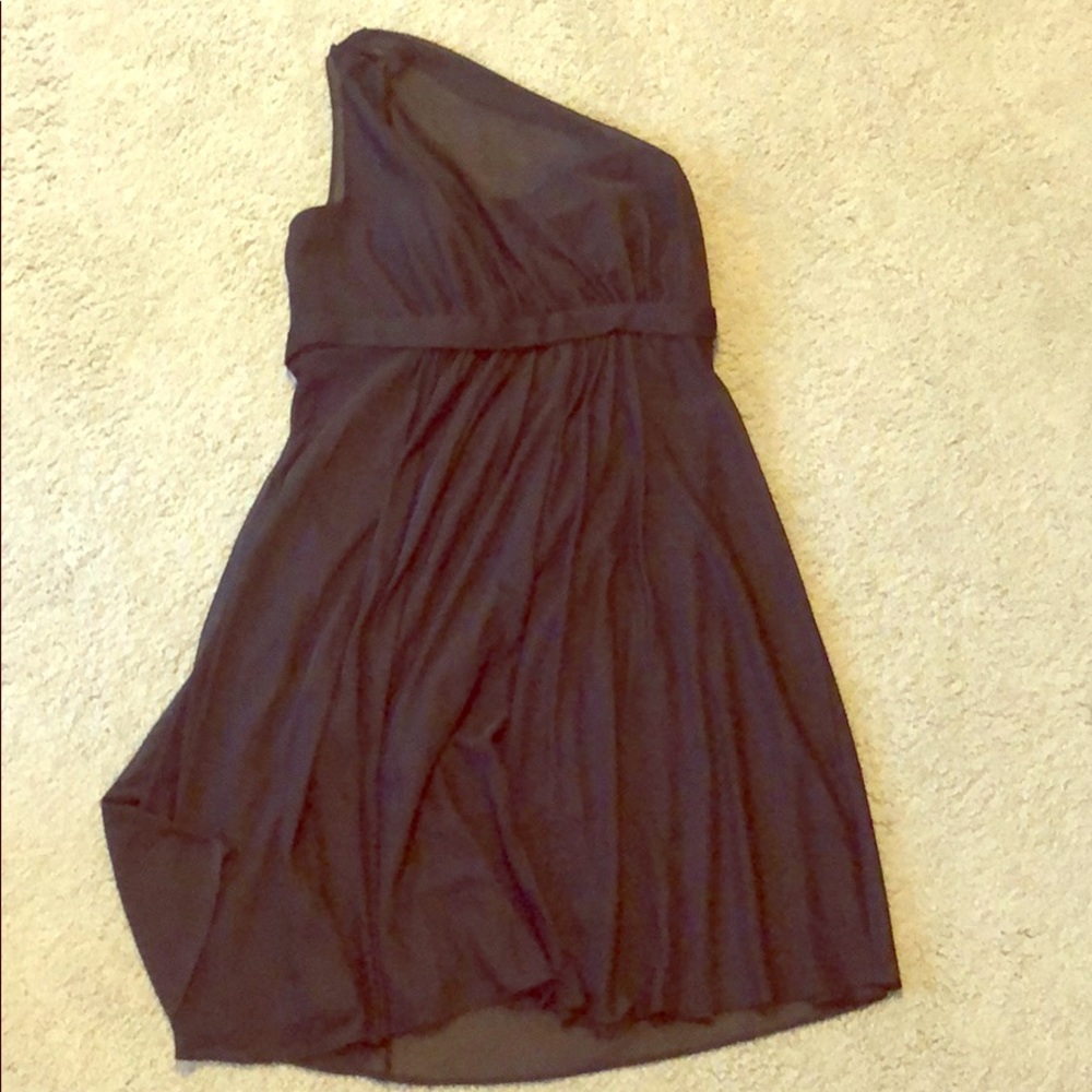 One shoulder black dress